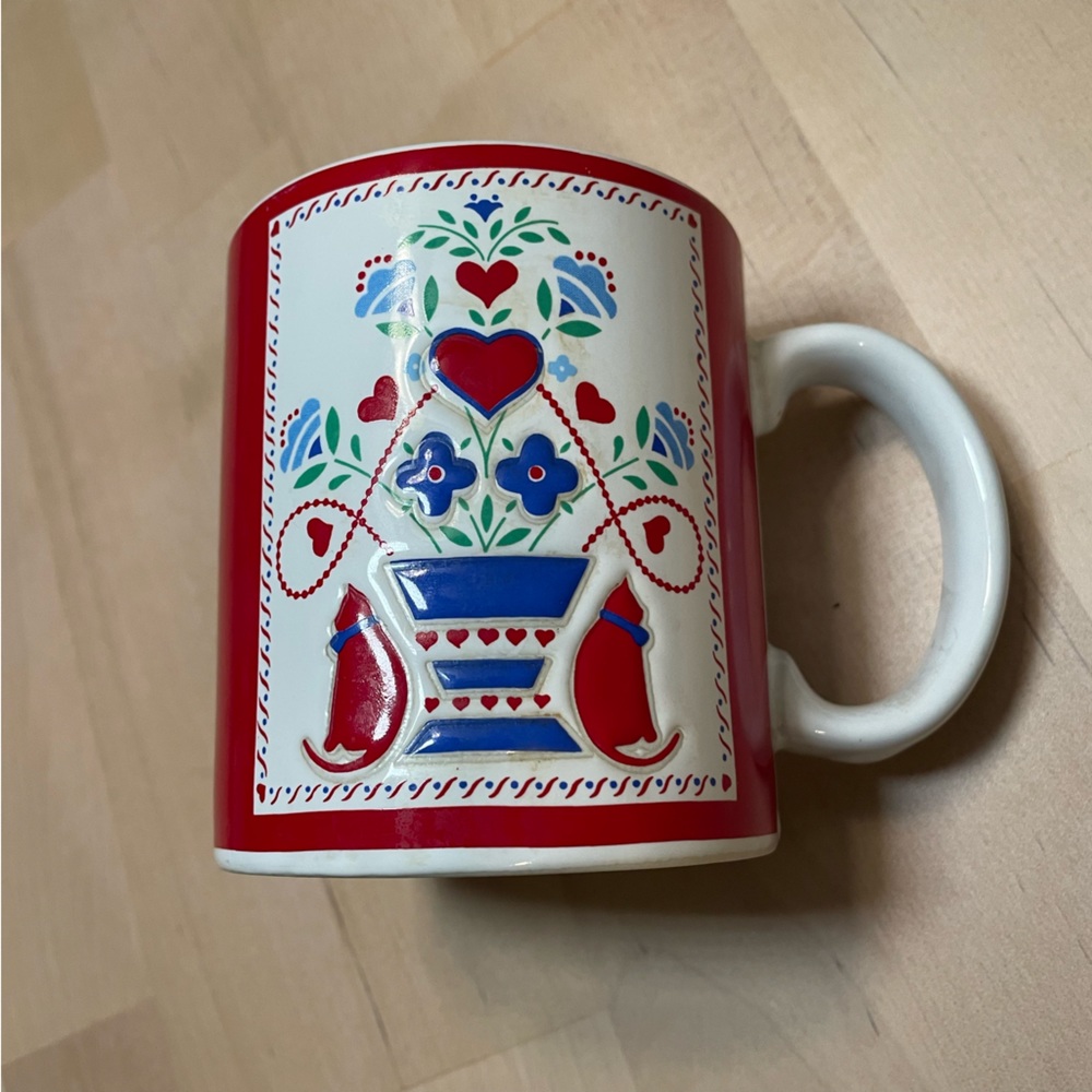 Vintage Otagiri Cat Embossed Red Heart mugs Japan RARE